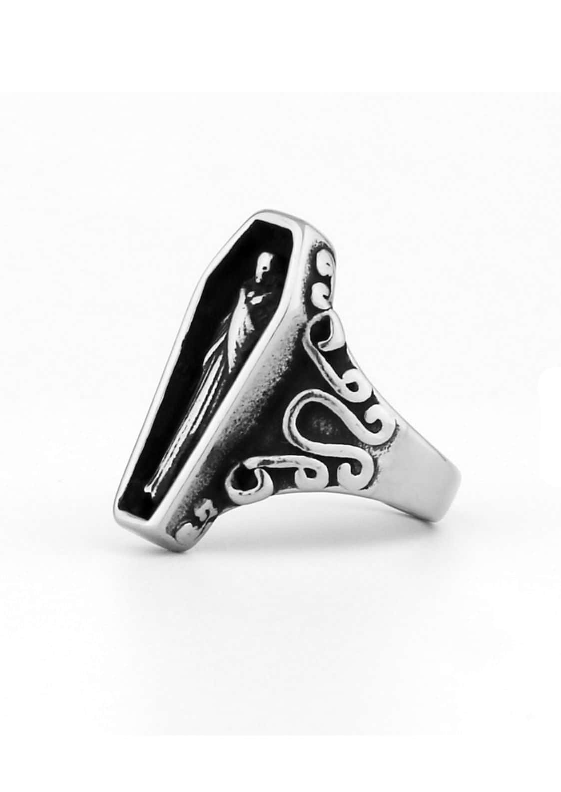 Silberner edelstahlring coffin mit schwarzem stein und filigranem design aus china fürlen